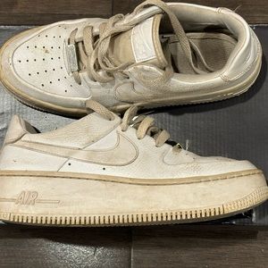 NIKE AIR FORCE 1 WHITE WOMAN’S SNEAKERS 7.5